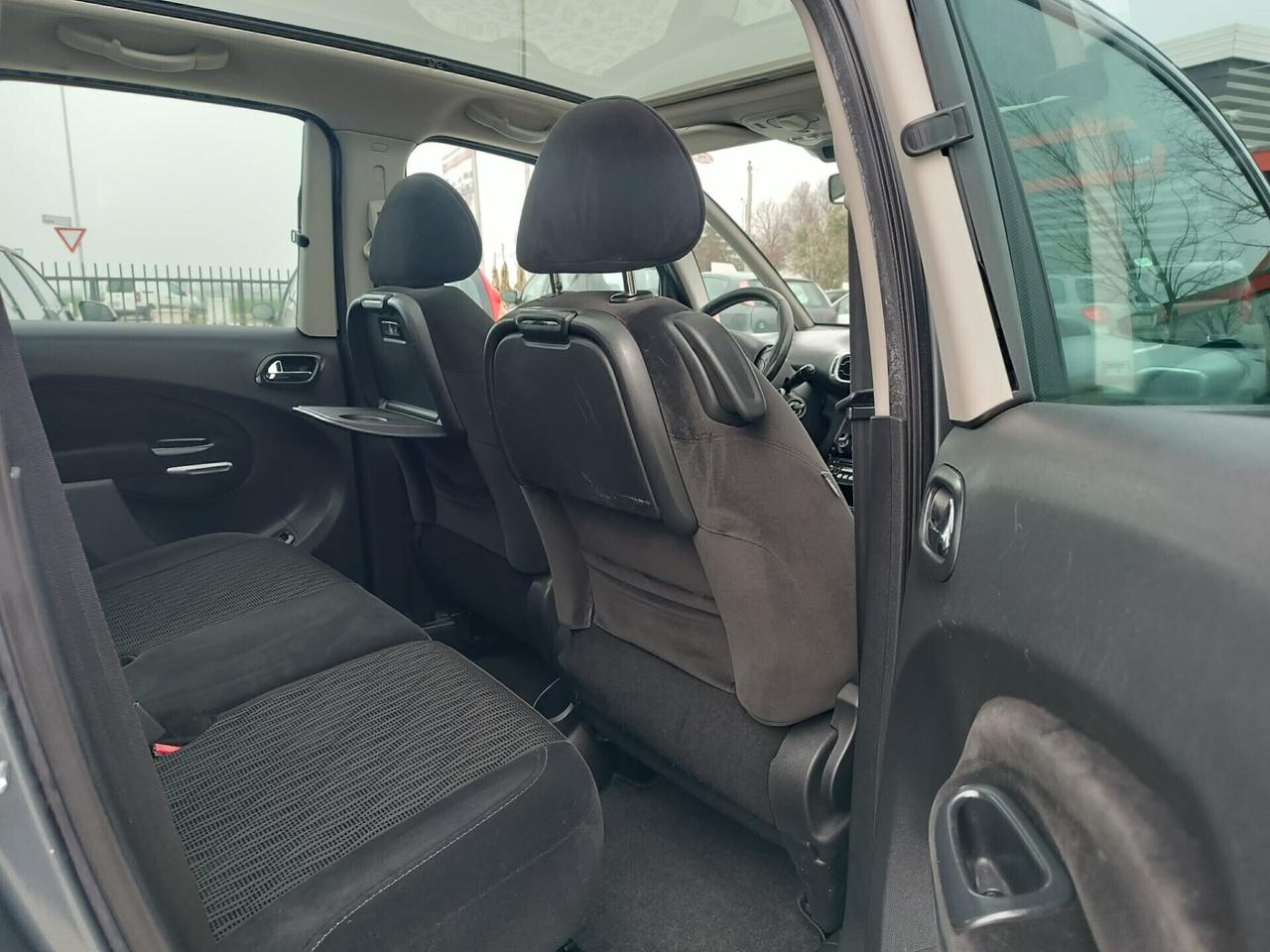 Citroen C3 Picasso 1.4 VTi 95 Exclusive Style neopat