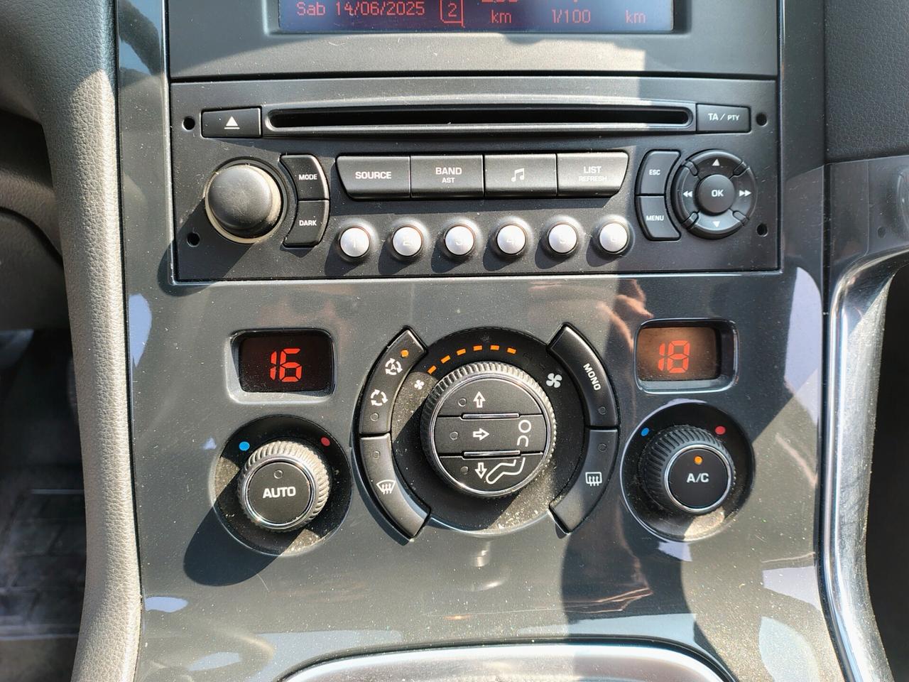 Peugeot 3008 1.6 HDi 112CV Tecno