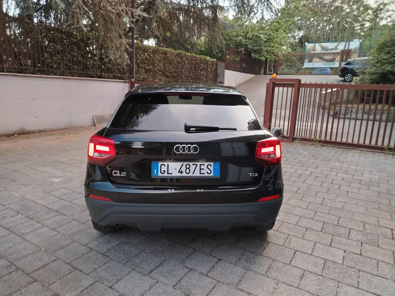 Audi Q2 30 TDI Business