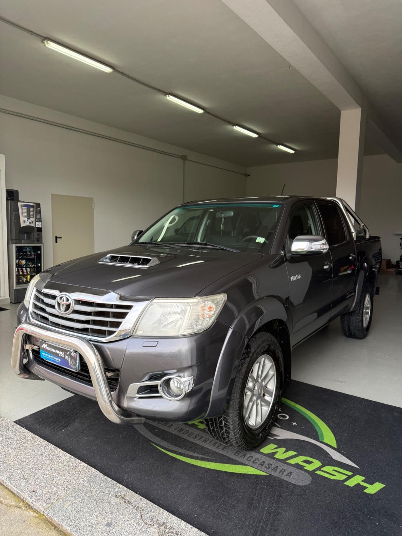 Toyota Hilux 3.0 D-4D aut.4WD 4p. DC Stylex