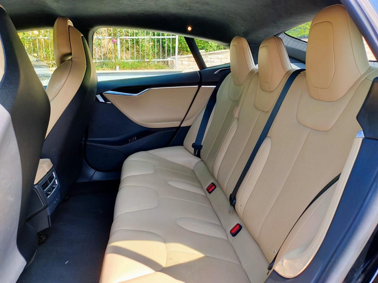 Tesla Model S 100kWh Performance All-Wheel Drive