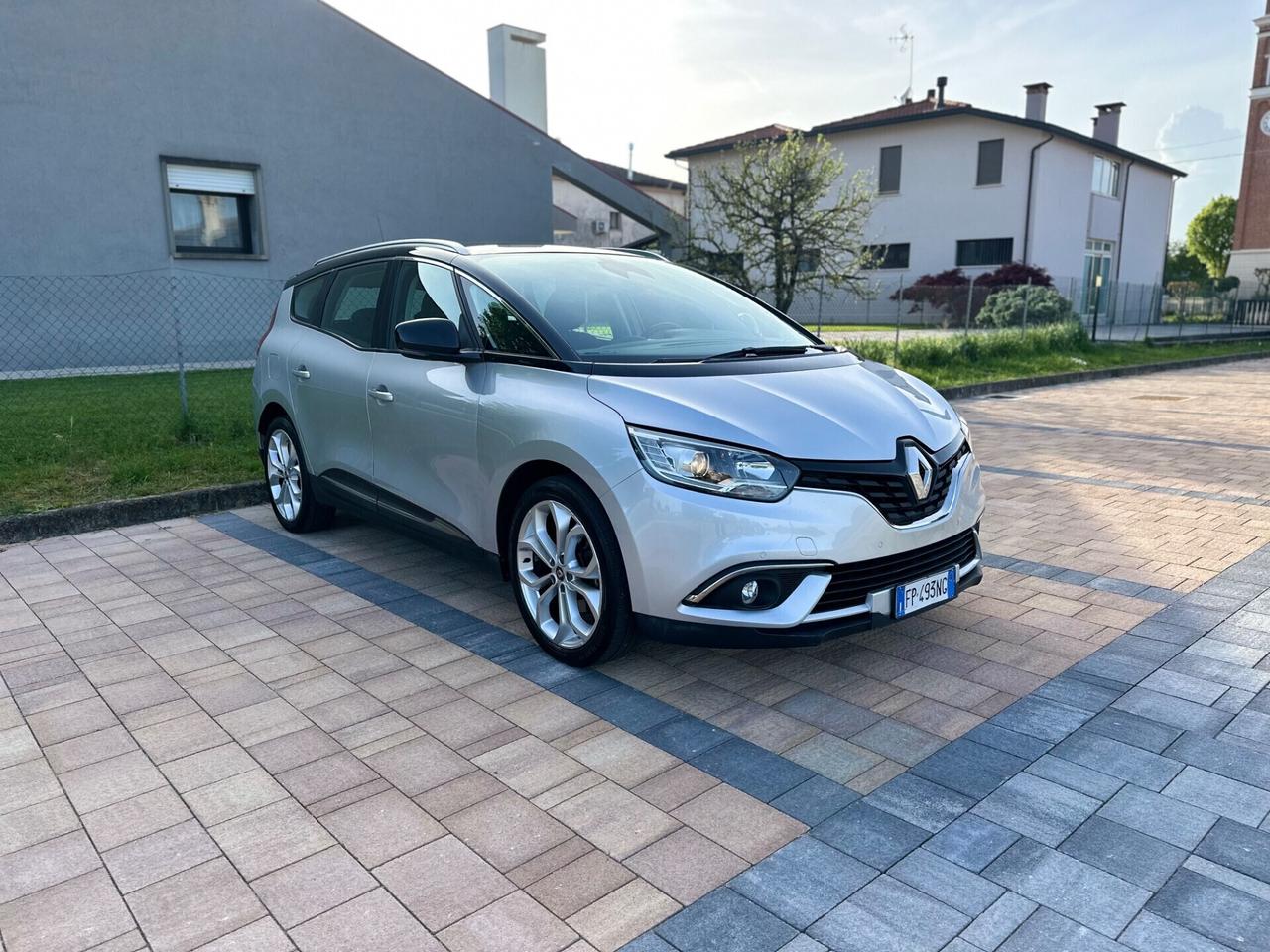 Renault Scénic 7 posti dCi 8V 110 CV Energy Intens NEOPATENTATI