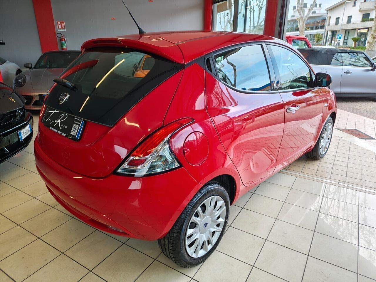 Lancia Ypsilon 1.3 MJT 16V 80 CV 5 porte S&S Platinum