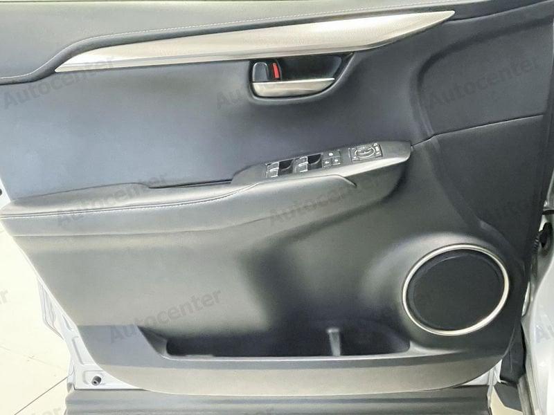 Lexus NX 300h 2.5 Executive 4wd cvt