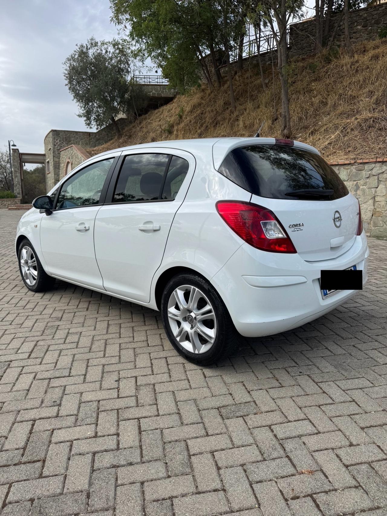 Opel Corsa 1.3 CDTI 95CV ecoFLEX 2012