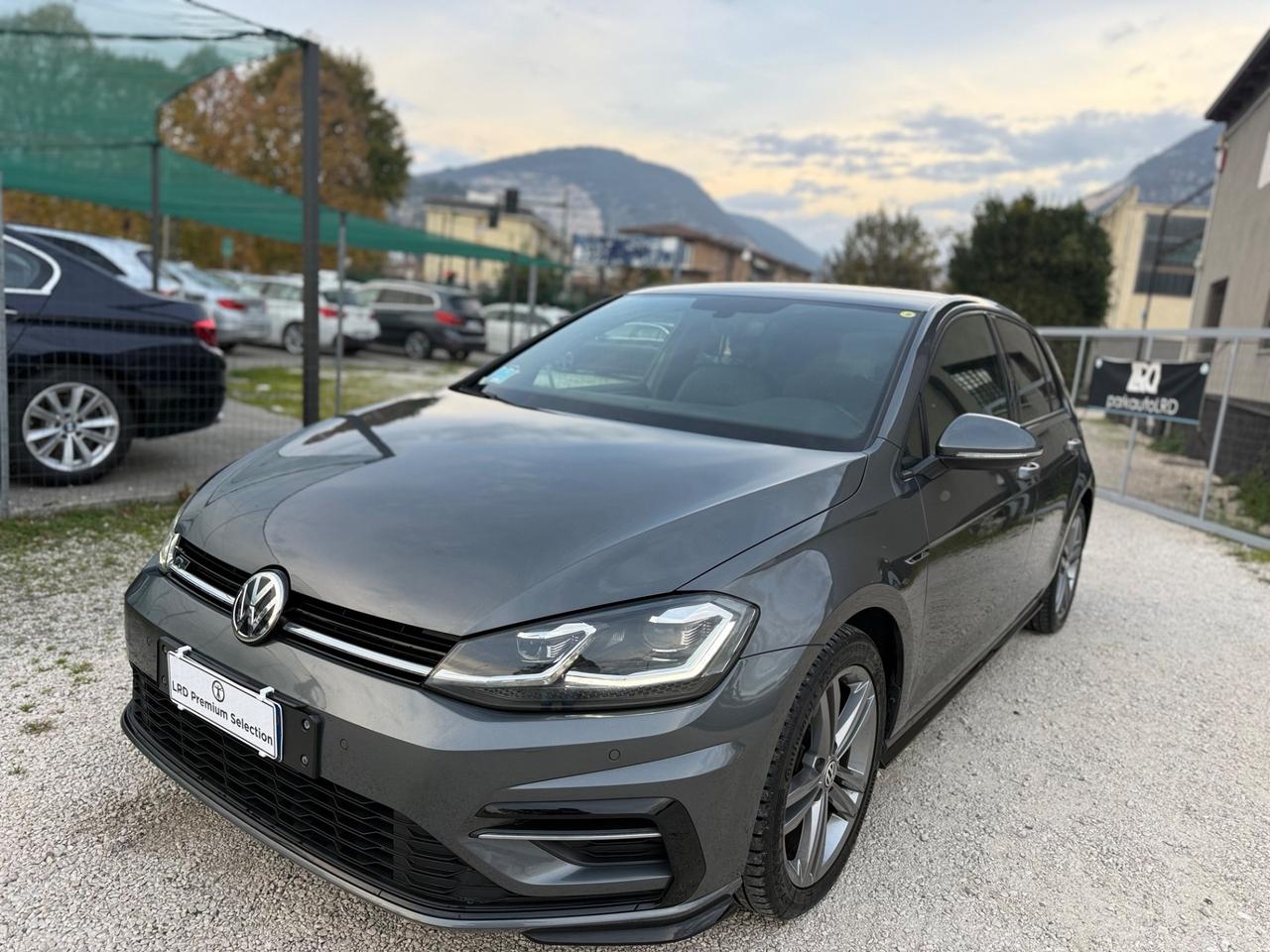 Volkswagen Golf 7 R-Line 1.6 TDI 115 CV Pack R Top di Gamma Euro6d