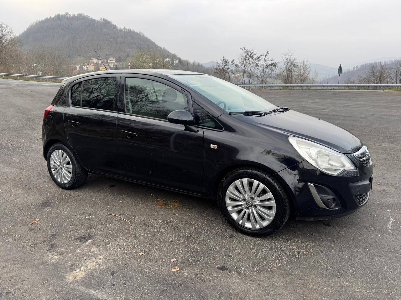 Opel Corsa 1.2 5 porte Cosmo 12/2011