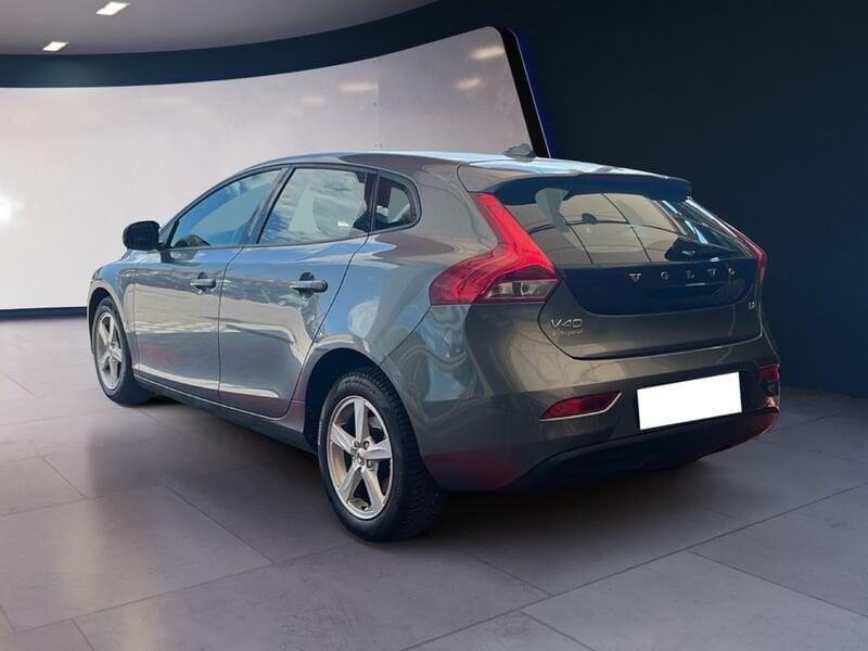 Volvo V40 D2 Geartronic Kinetic