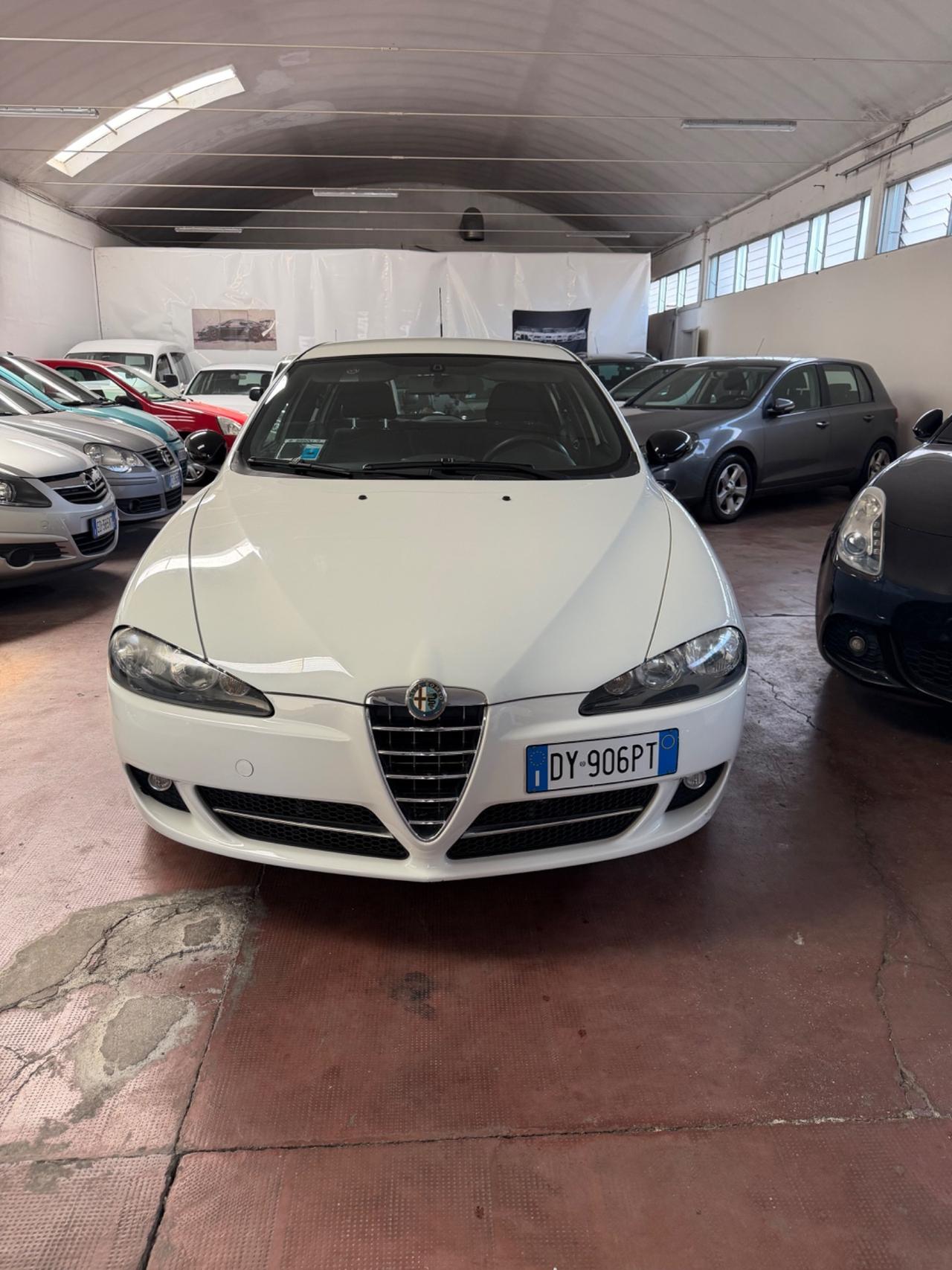 Alfa Romeo 147 1.6 twin spark Black Line GPL