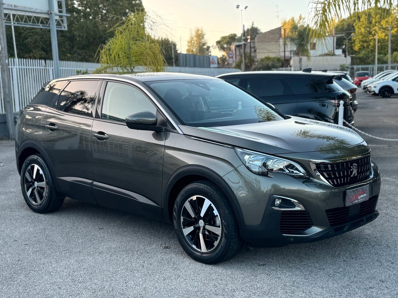 Peugeot 3008 BlueHDi 130 S&S EAT8 Business 2019