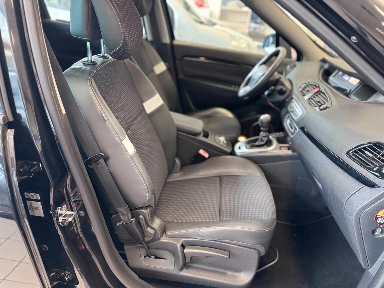 Renault Scenic Scénic X-Mod 1.6 dCi 130CV Luxe