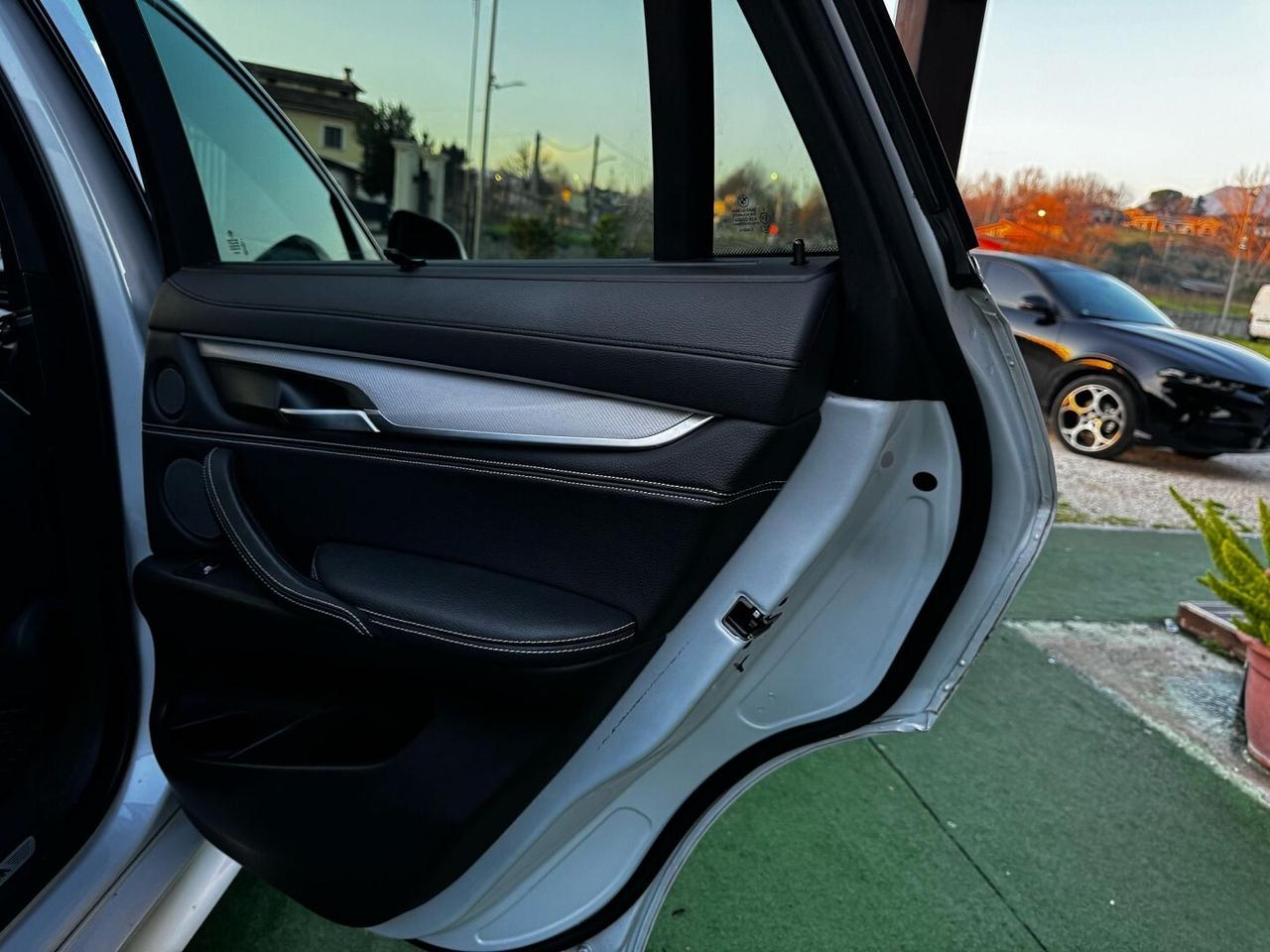 BMW X6 M50D