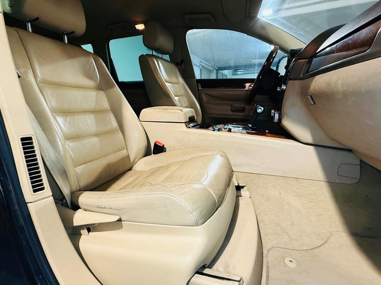 Volkswagen Touareg 2.5/175 CV TDI DPF tip. Executive