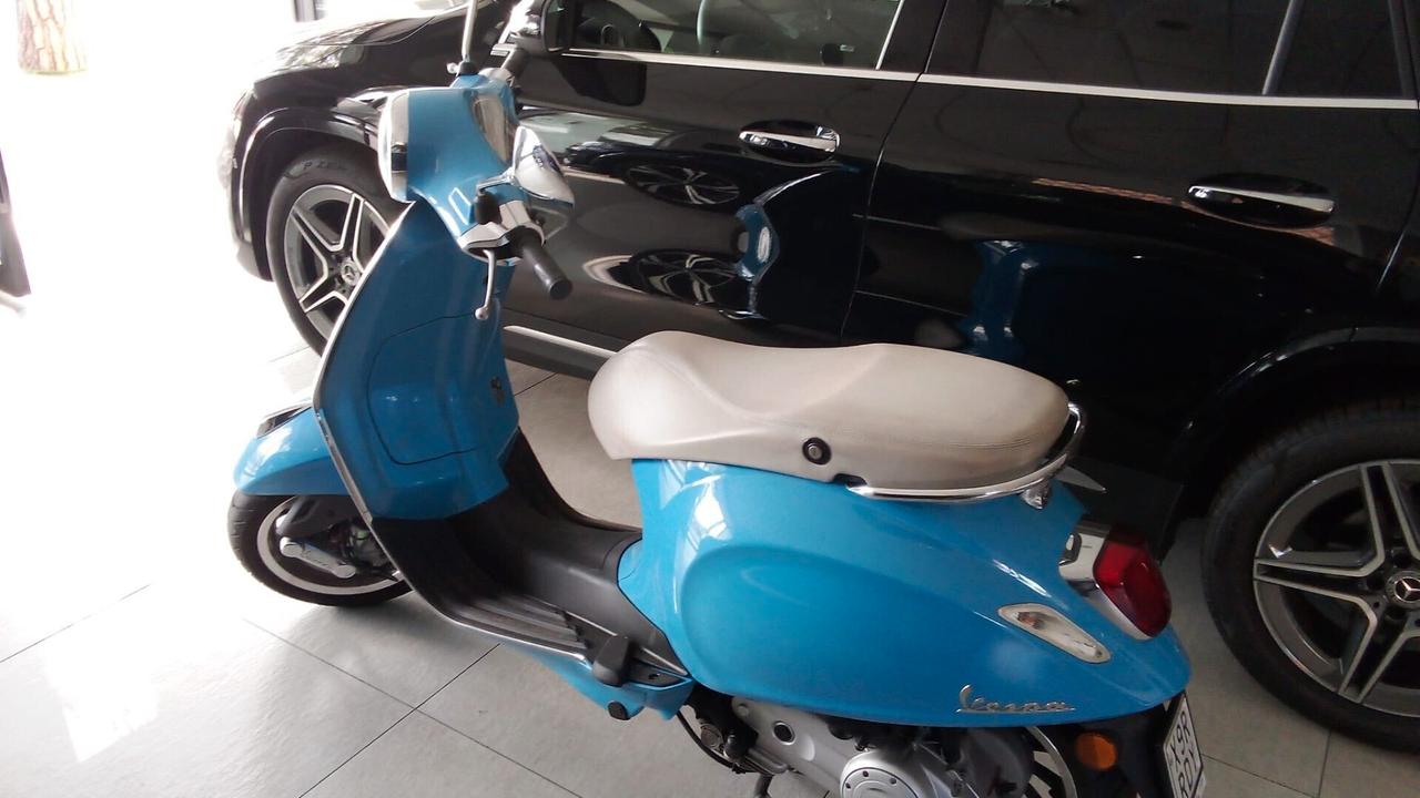 Piaggio Vespa 50 Primavera