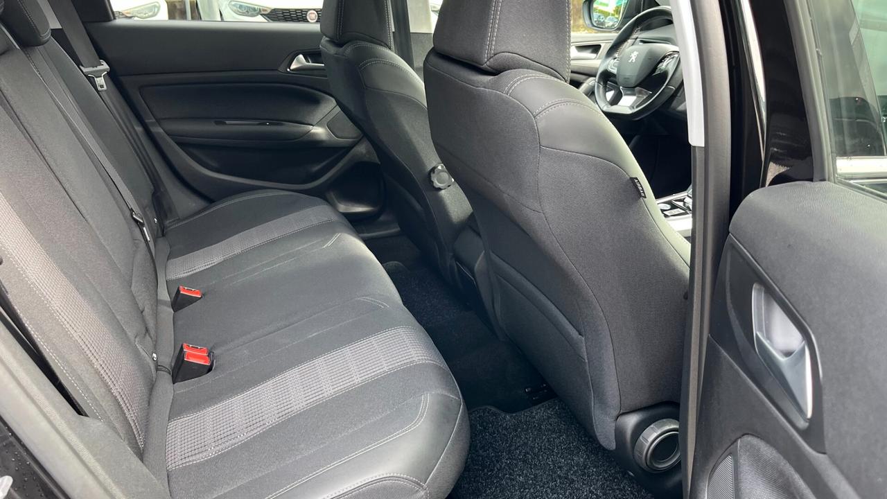 Peugeot 308 BlueHDi 130 S&S EAT6 SW Style