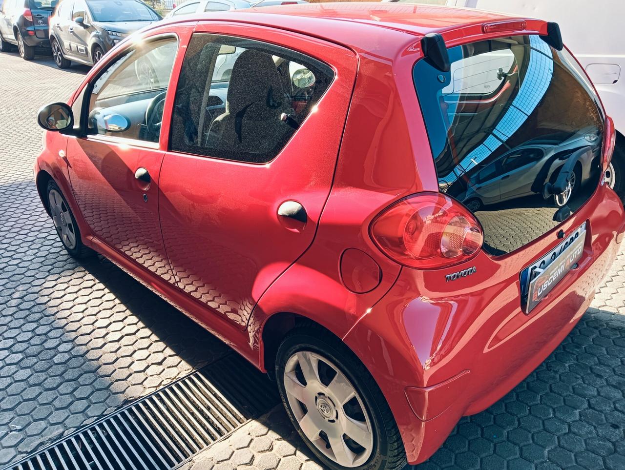 Toyota Aygo 1.0 12V VVT-i 5 porte