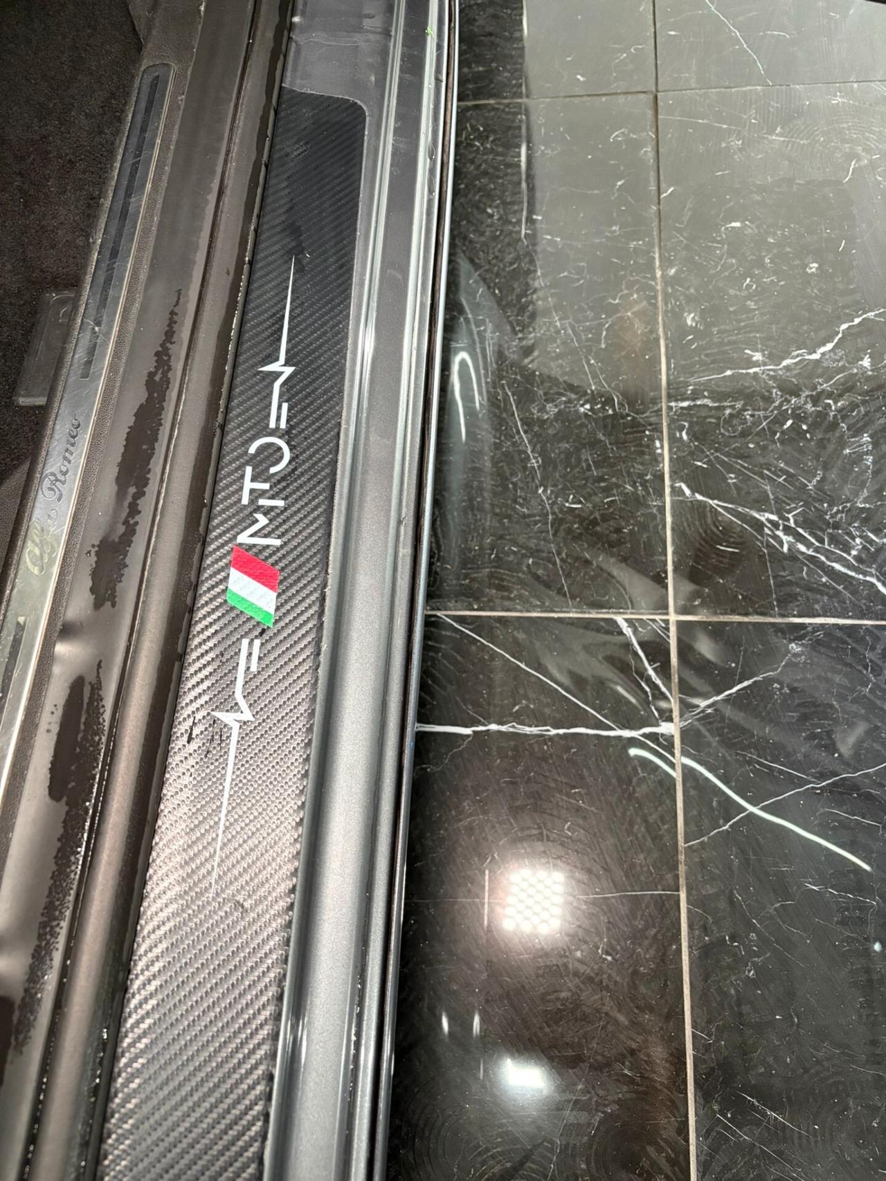 Alfa Romeo MiTo 1.4 Distinctive gpl unico propritario