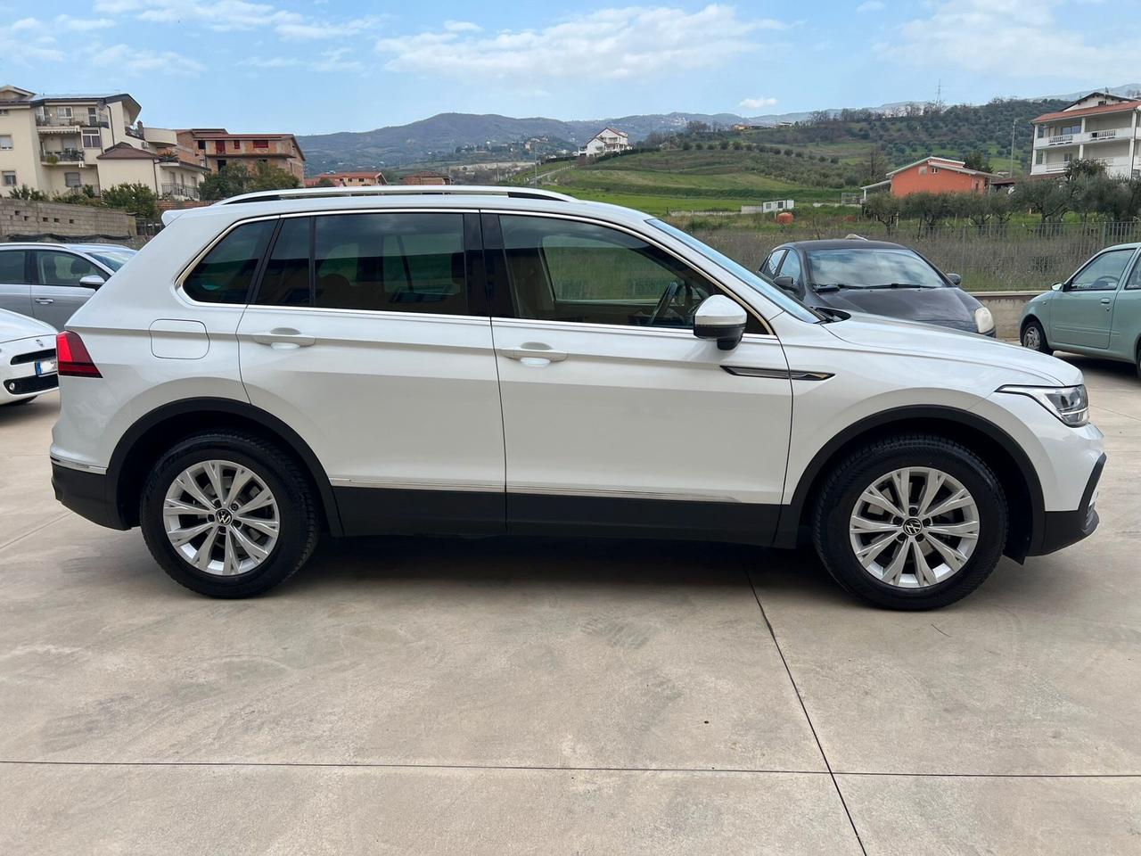 Volkswagen Tiguan 2.0 TDI 150 CV SCR DSG Life