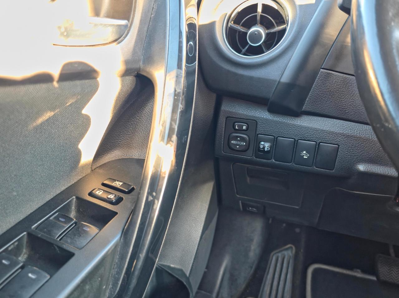 Toyota Auris 1.8 Hybrid Lounge E6 Automatico NEO 2018