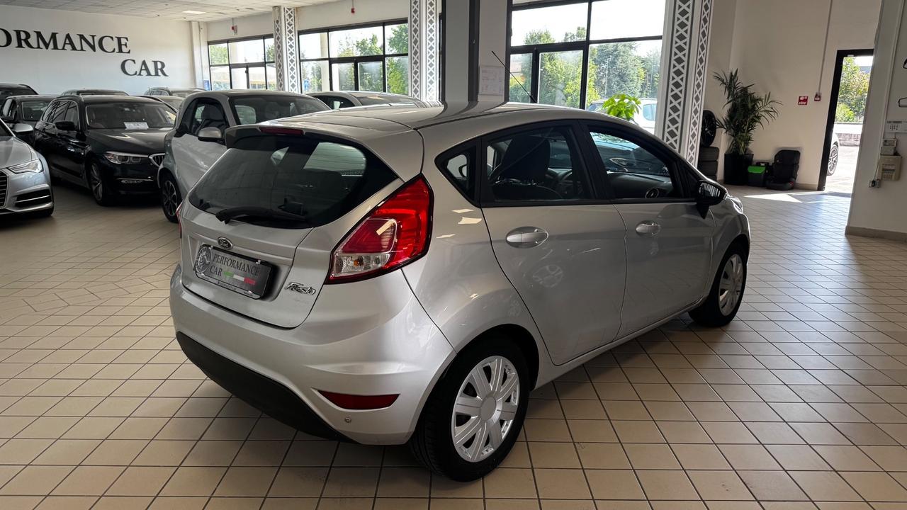 Ford Fiesta 1.5 TDCi 75CV 5 porte Business