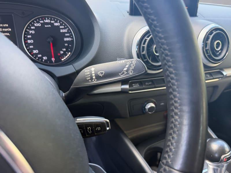 AUDI A3 SPB 1.6 TDI CLEAN DIESEL S TRO