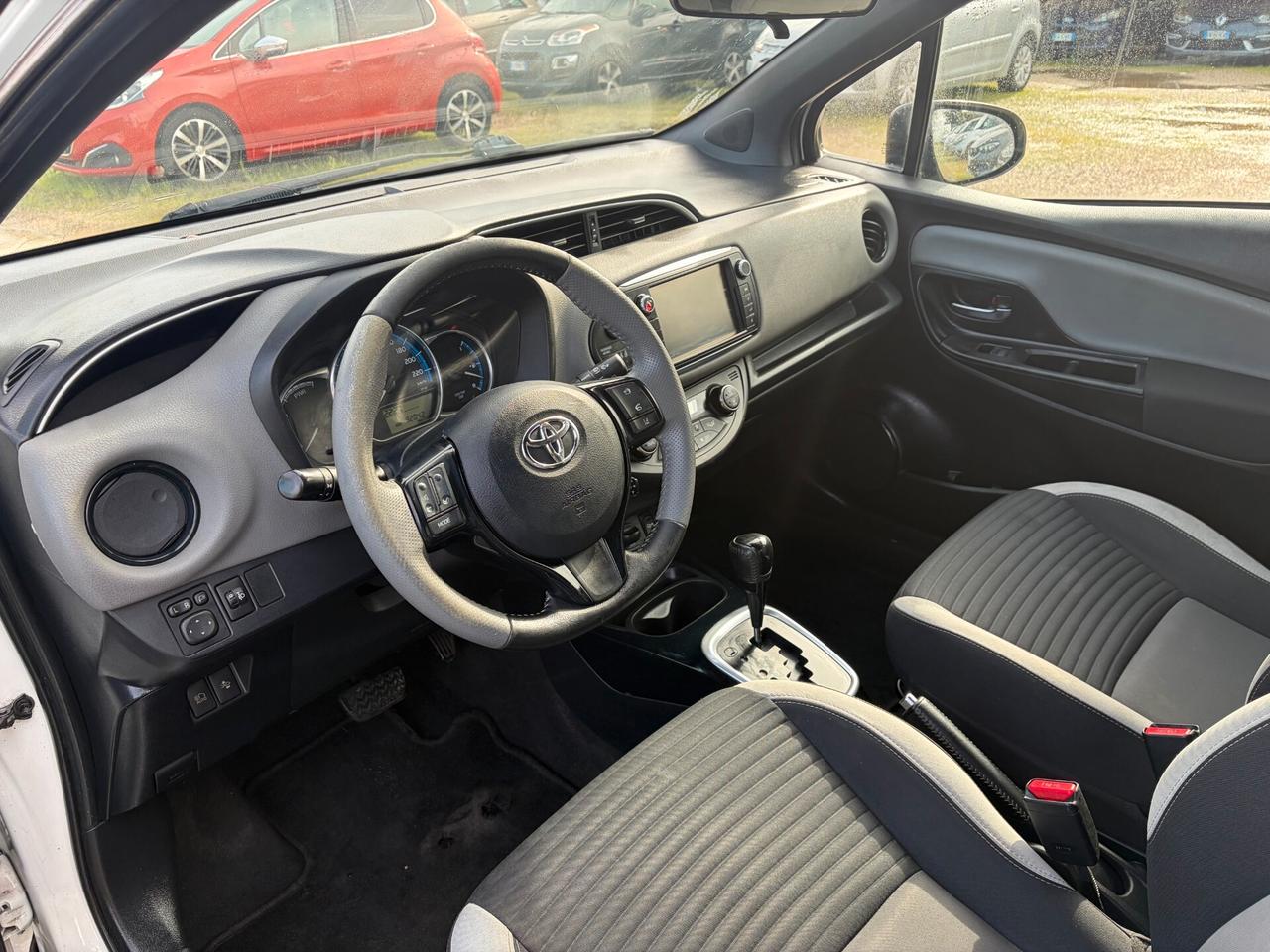 TOYOTA YARIS HYBRID 1.5 ANNO 2017 94.000 KM GARANTITA