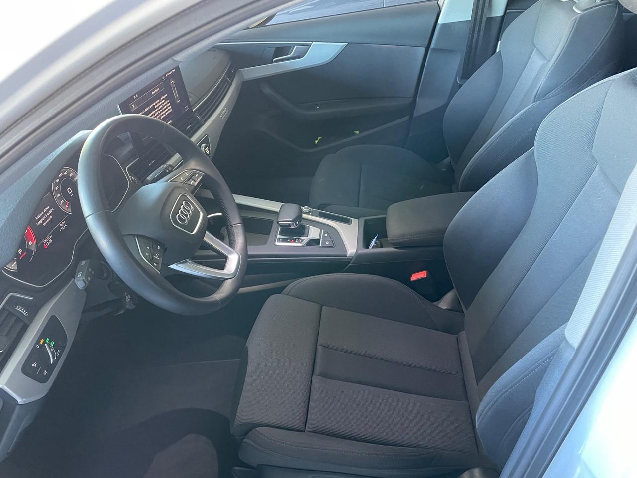 Audi A4 Avant 40 TDI quattro S tronic Business Advanced