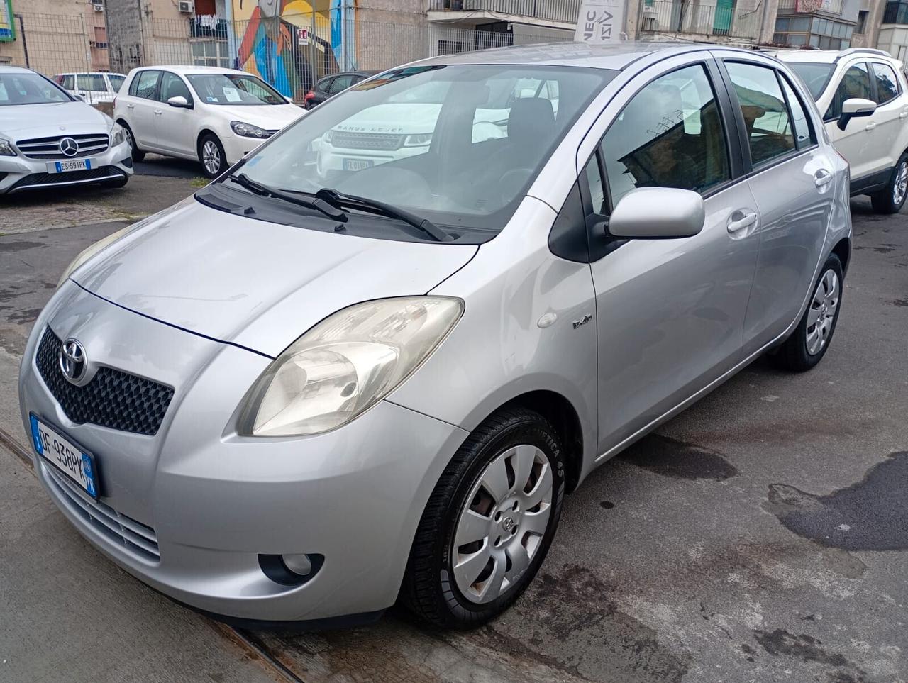 TOYOTA YARIS SOLI 100.000 KM 1.4 DIESEL UNICOPROPRIETARIO