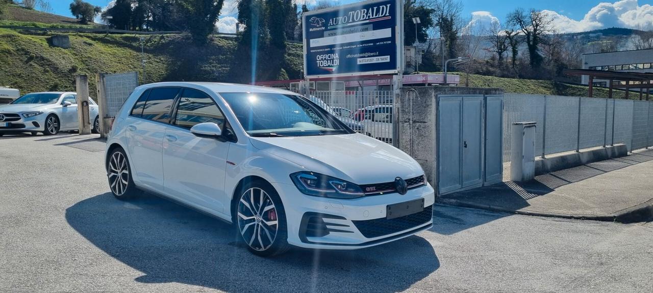 Volkswagen Golf GTI Performance 2.0 245 CV TSI DSG 5p.