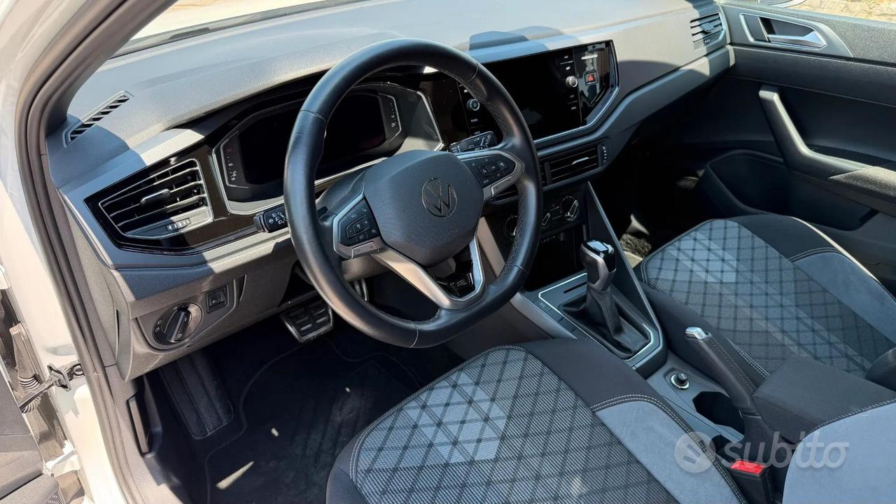 Volkswagen Taigo 1.0 TSI 115 Cv DSG R-line - Tetto