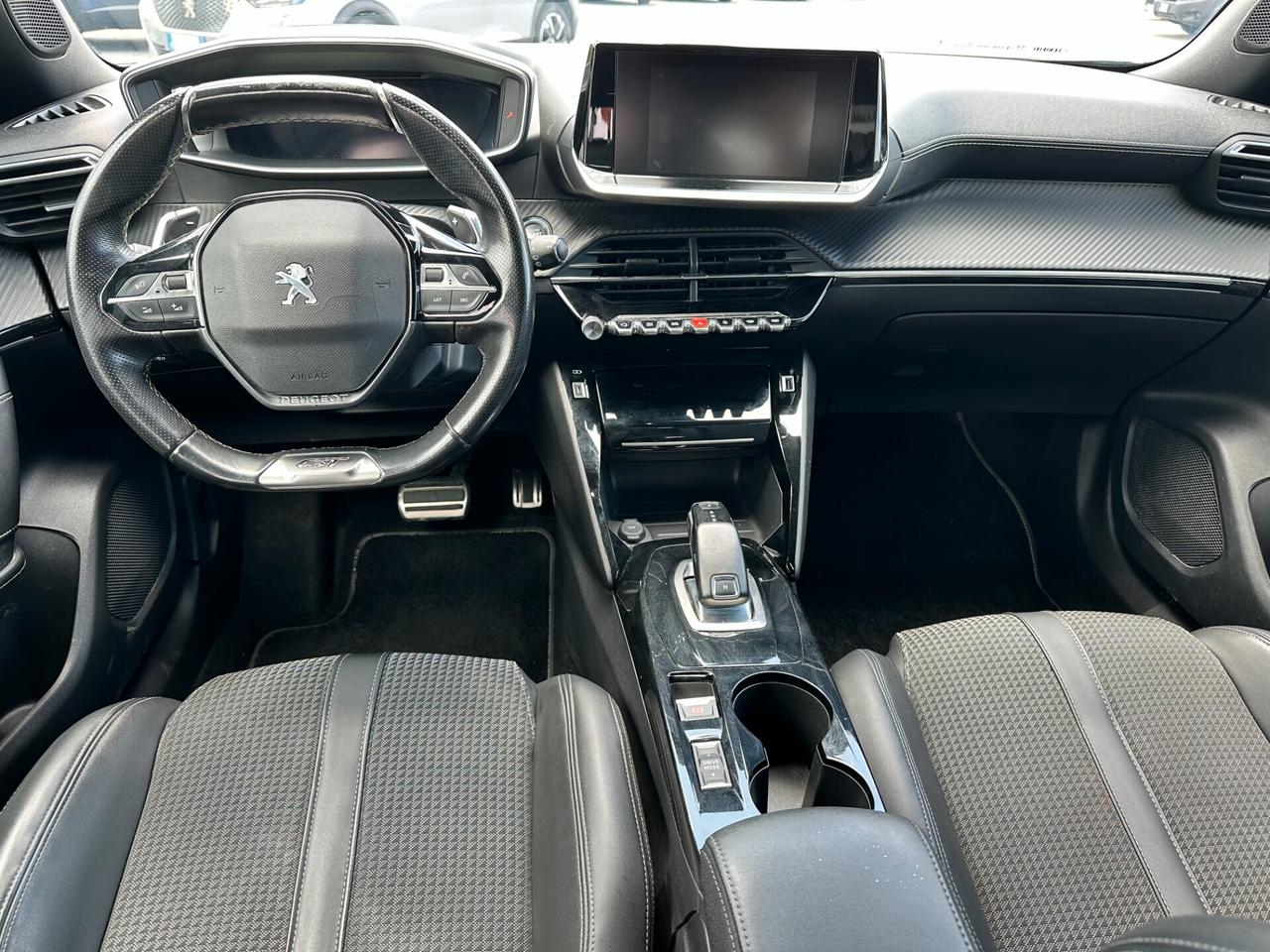 Peugeot 2008 BlueHDi 130 S&S EAT8 GT Line