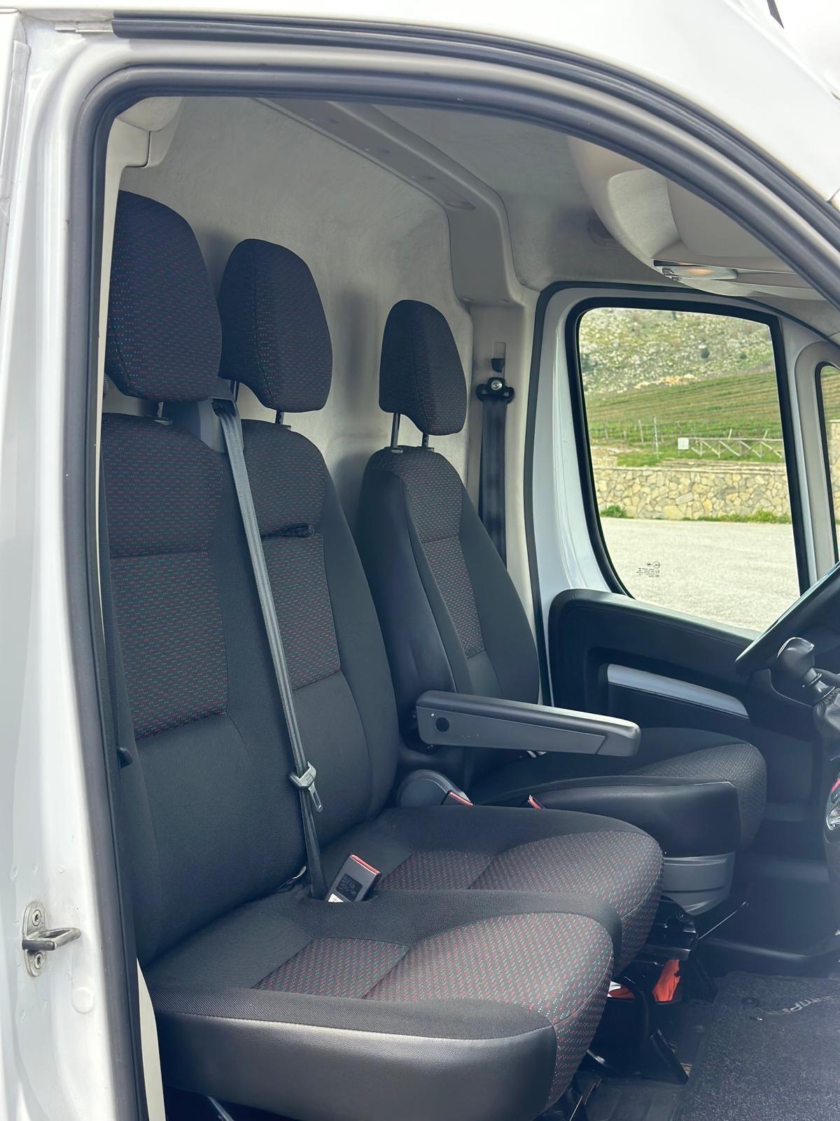 Citroen Jumper 30 BlueHDi 140 S&S PC-TN Furgone