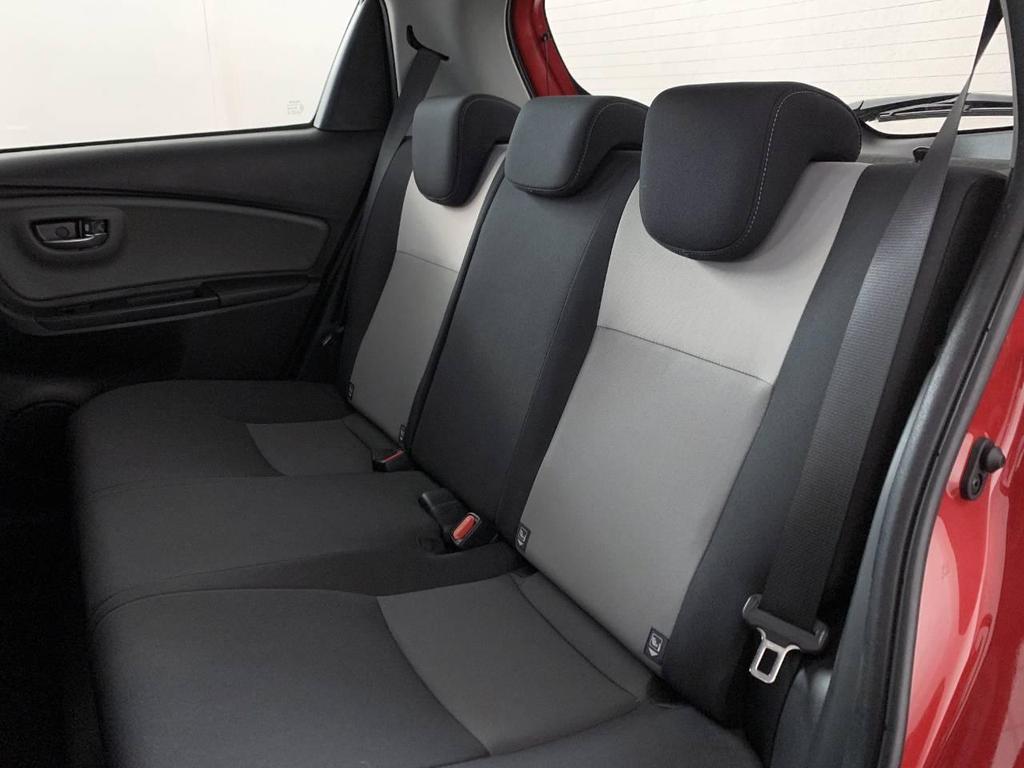 Toyota Yaris 5 Porte 1.5 VVT-i Hybrid Active Plus E-CVT