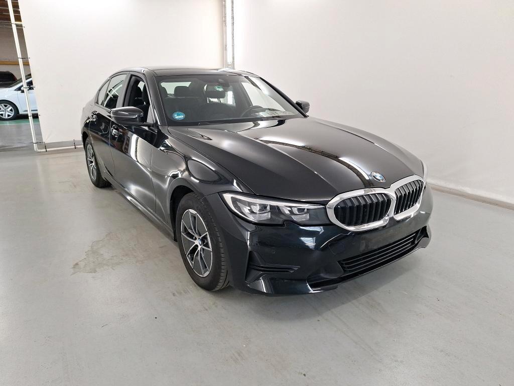 BMW 316D 122CV 6M. 4P. BUSINESS ADVANTAGE ( FARI LED - BMW DIGITAL COCKPIT - CLIMA TRIZONA - NAVI - MIRROR - PDC )