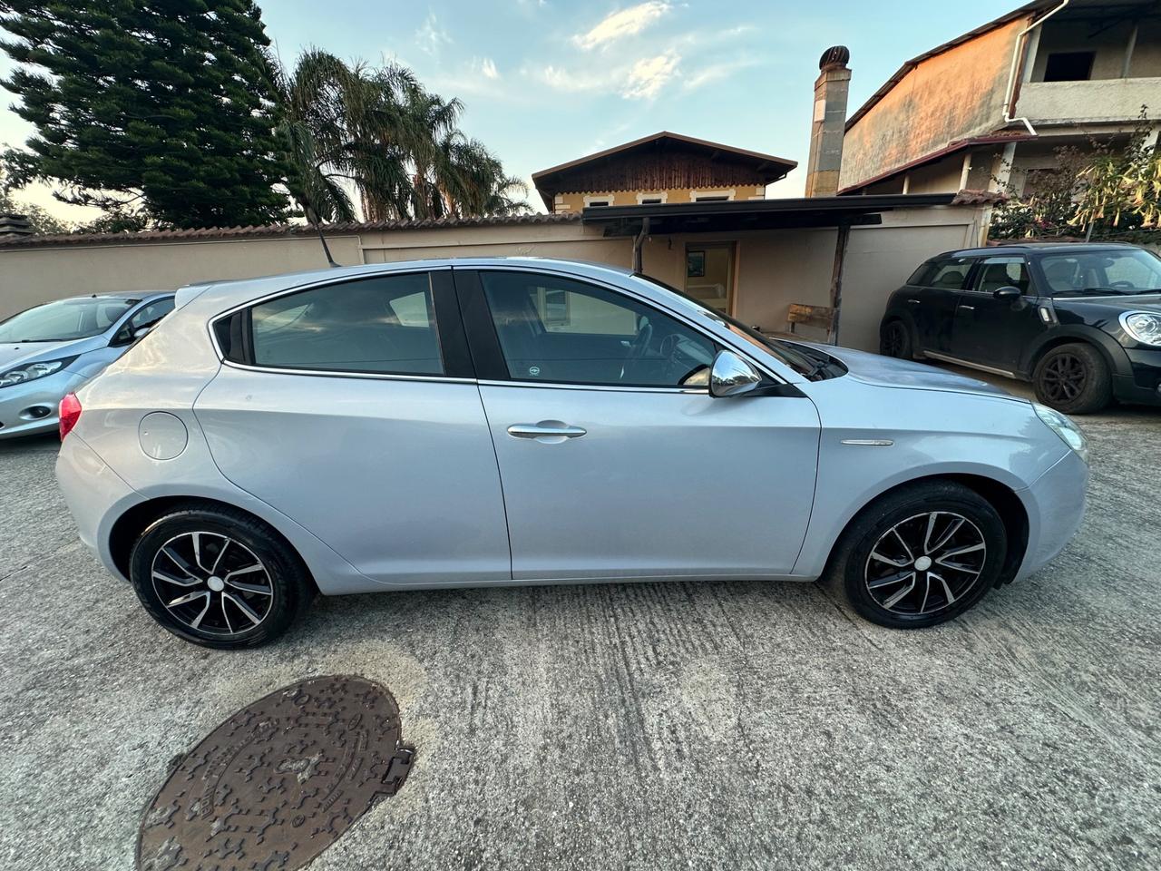 Alfa Romeo Giulietta 1.6 JTDm-2 120 CV Progression