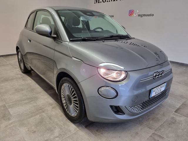 FIAT 500e 3+1 42 kWh La Prima