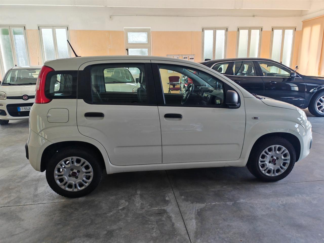 Fiat Panda 1.0 hybrid AUTOCARRO N1 4 POSTI van uniprop