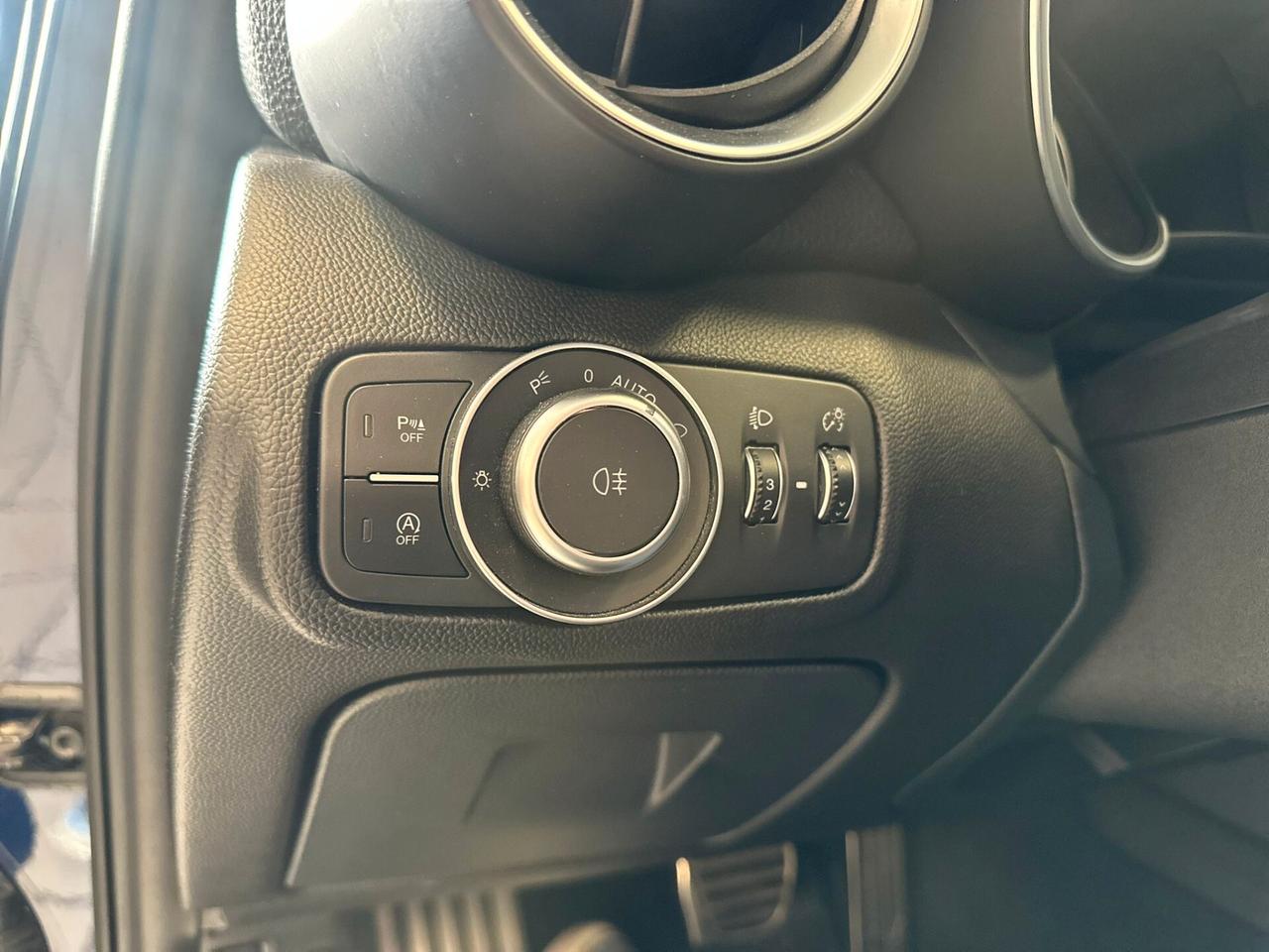 Alfa Romeo Giulia 2.2 Turbodiesel 210 CV AT8 AWD Q4 Veloce