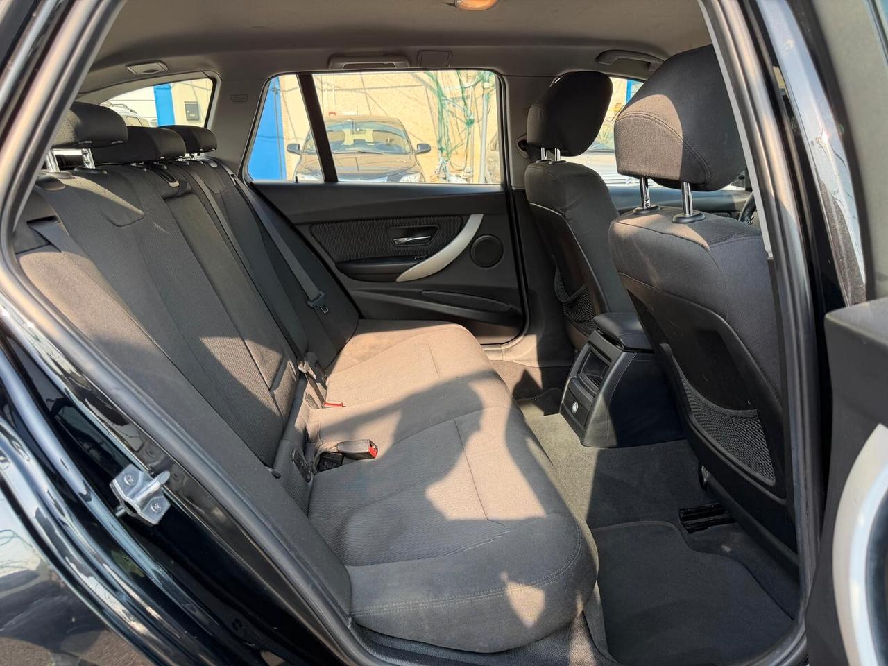 Bmw 318 318d Touring Business Advantage aut.
