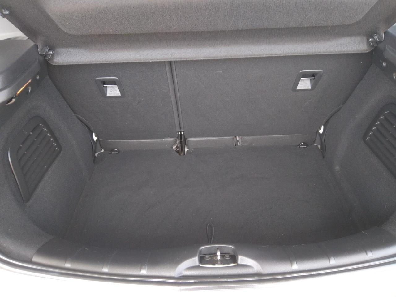 Citroen C3 PureTech 82 Exclusive x neopatentati