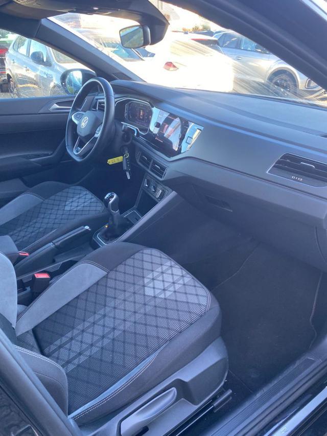 VOLKSWAGEN Taigo 1.0 TSI 110 CV R-Line NEO PATENTATO