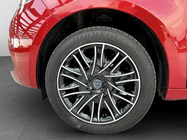 Lancia Ypsilon Ypsilon 1.0 firefly hybrid Gold s&s 70cv