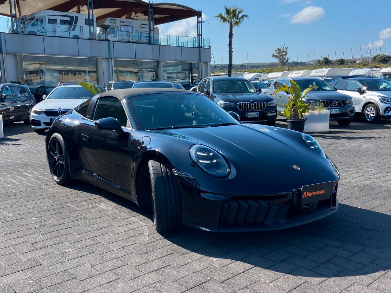 Porsche 911 992.2 Targa 4 GTS KM 0