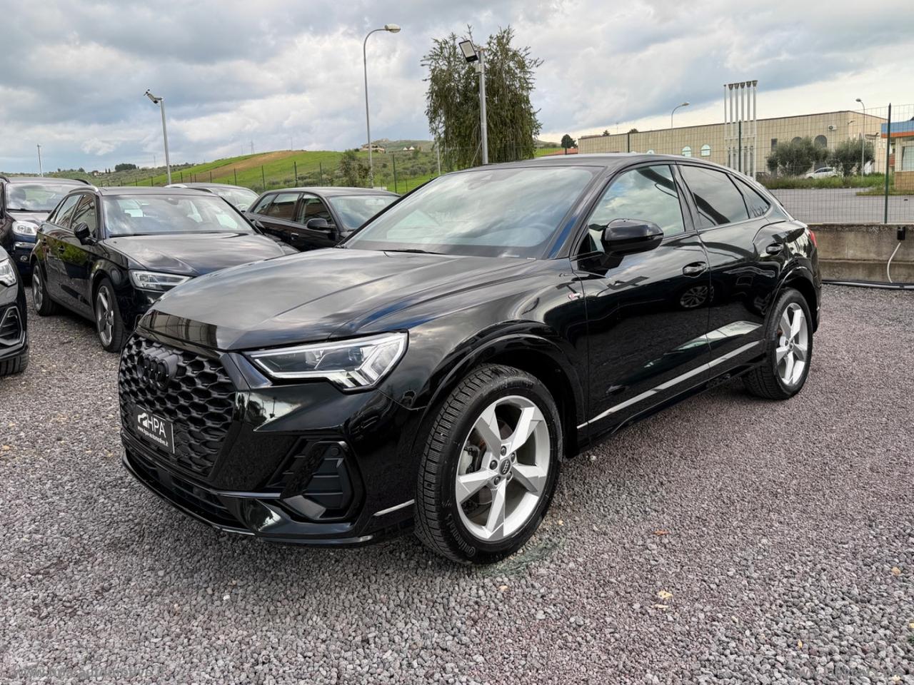 AUDI Q3 SPORTBACK 2.0TDI S-line NAVI FULL LED RETROCAMERA 360