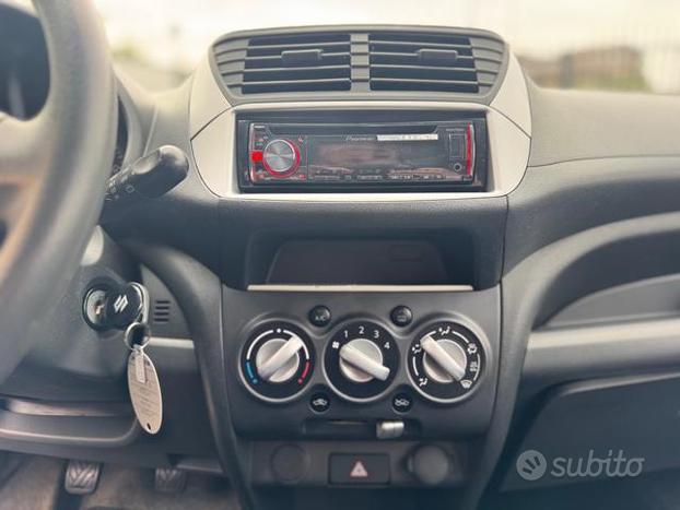SUZUKI Alto 1.0 VVT GLX