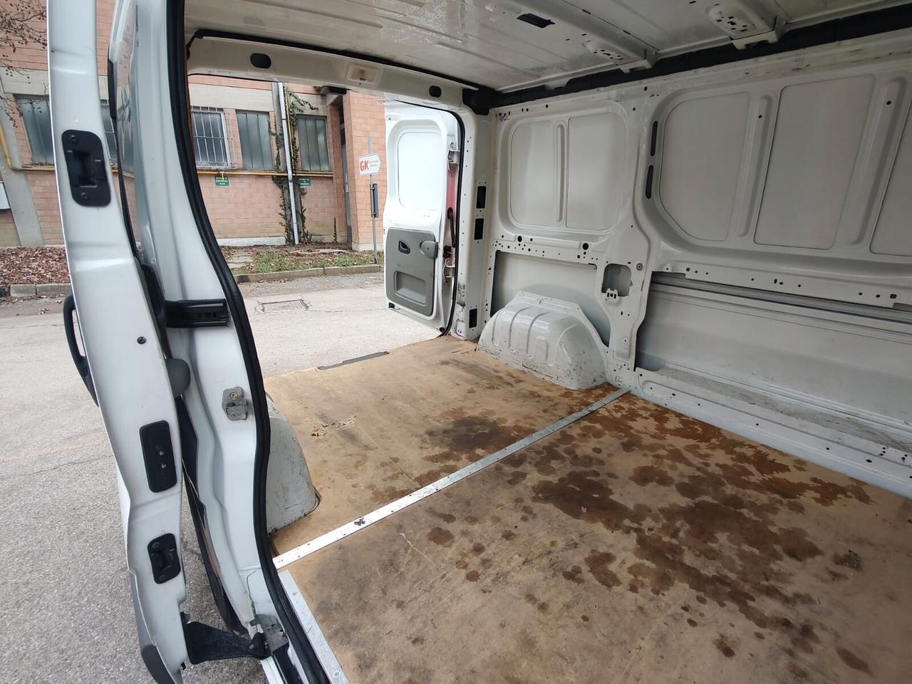 Renault Trafic T29 2.0 dCi/115 PL-TN Furgone DPF, OK NEOPATENTATI