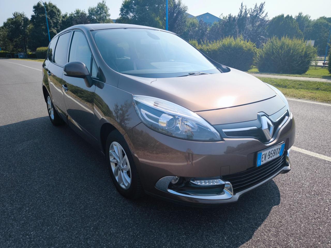 RENAULT SCENIC 1,5 DCI ENERGY - 110CV-7 POSTI-