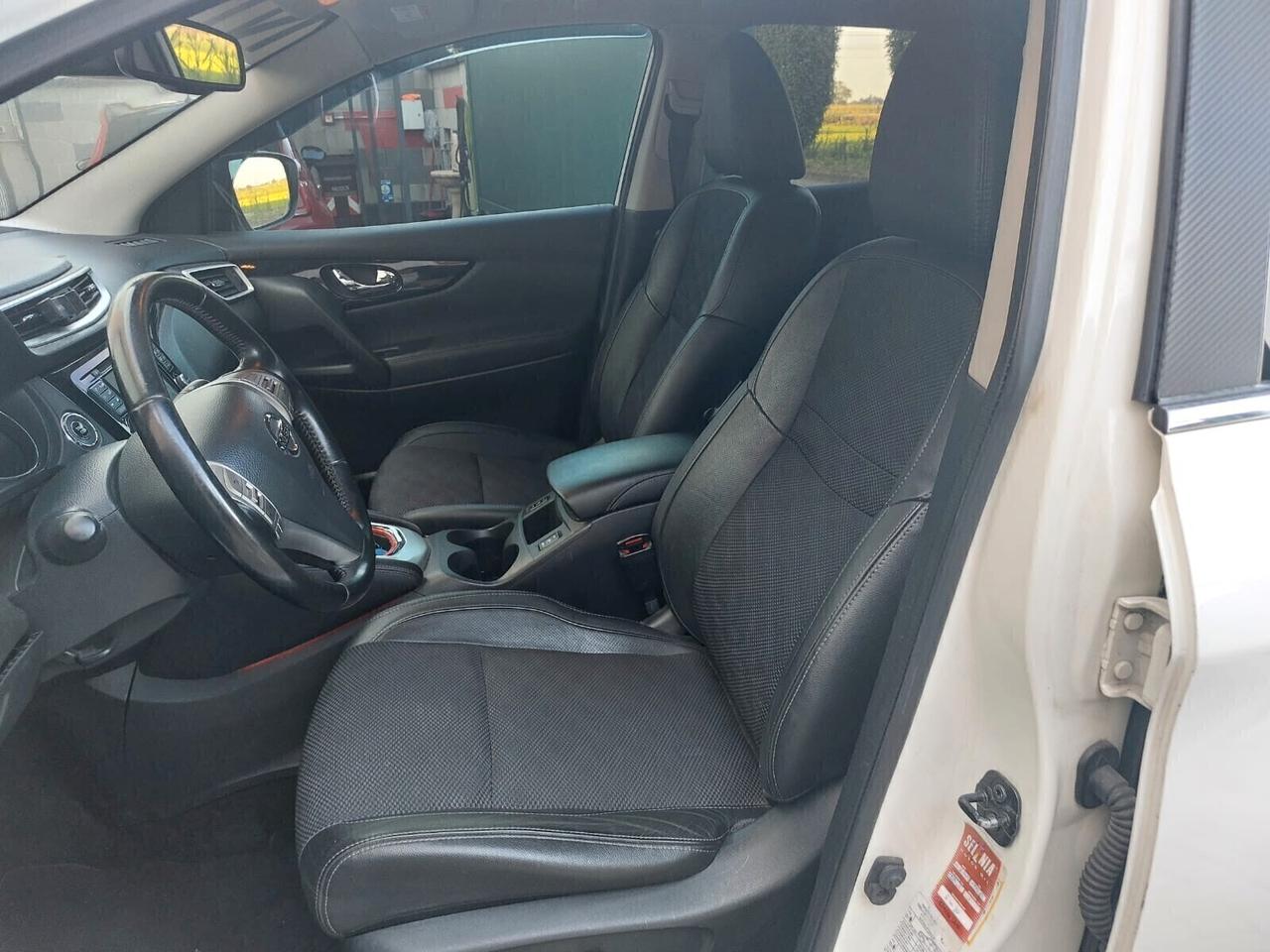 Nissan Qashqai 1.6 dCi 2WD Tekna 130CV XTRONIC