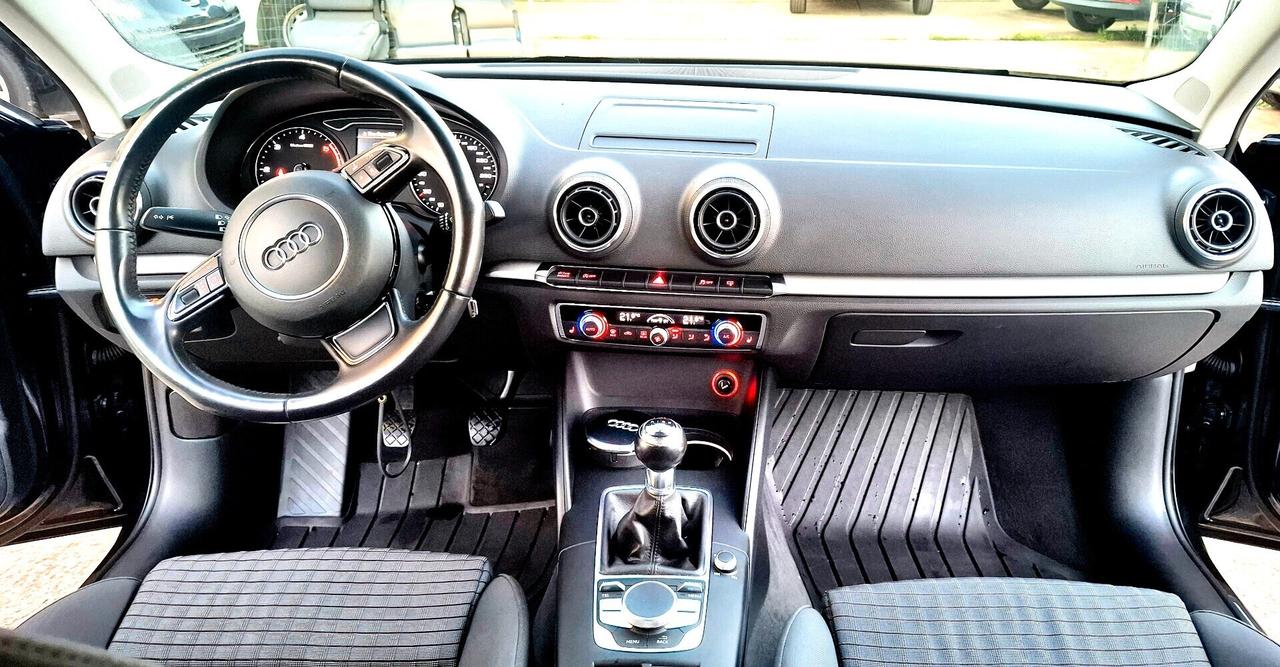 AUDI A3 SPB 2.0 TDI Ambition 150CV