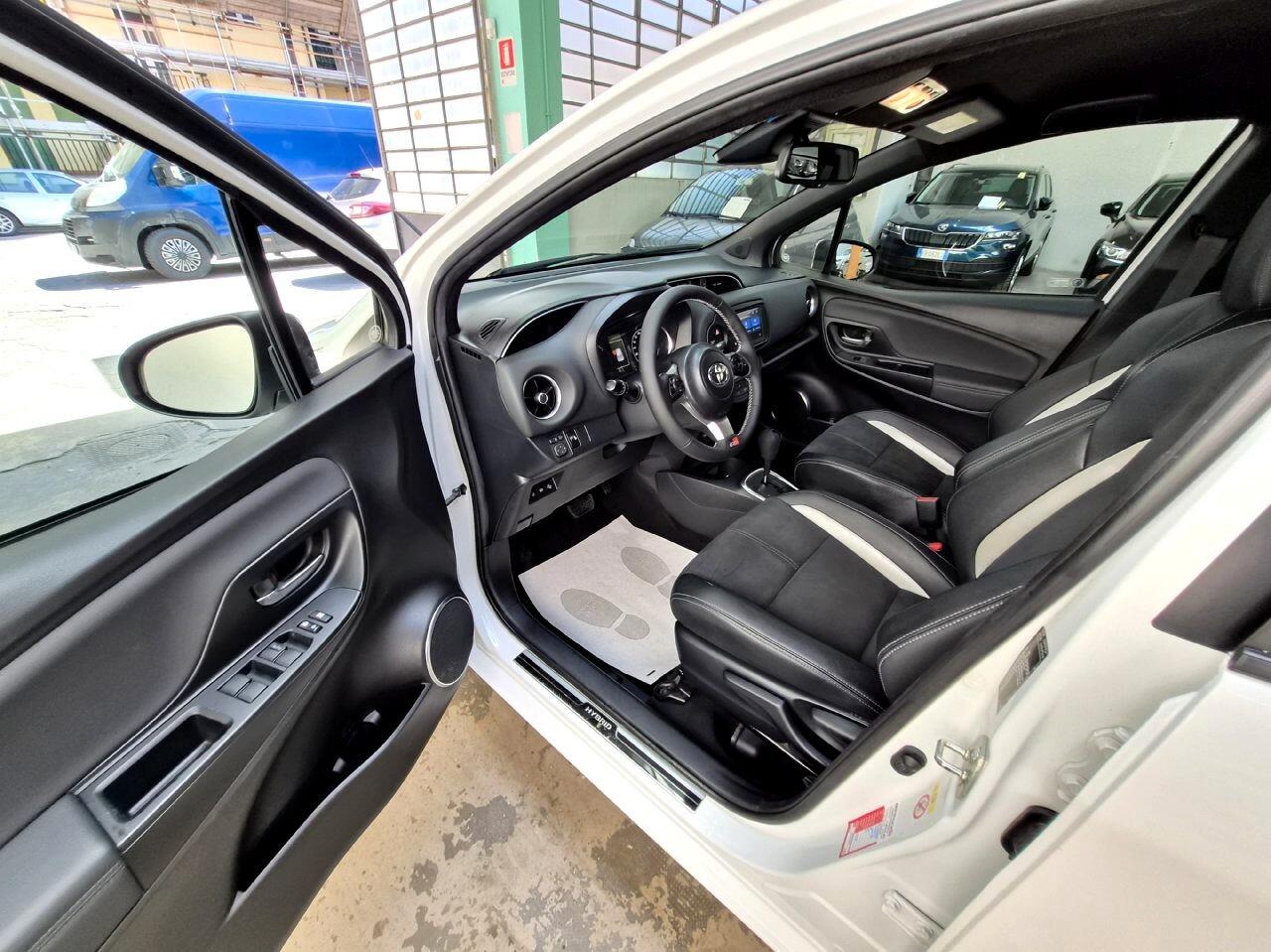 Toyota Yaris GR Sport 1.5 Hybrid